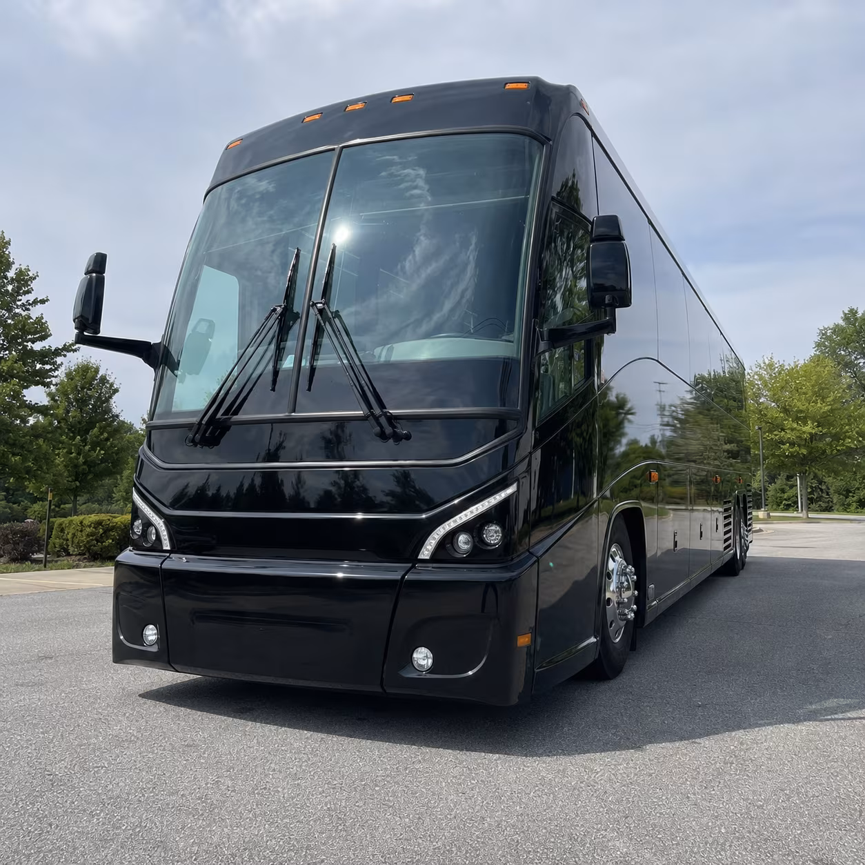 airport shuttle buses from danbury to jfk laguardia newark