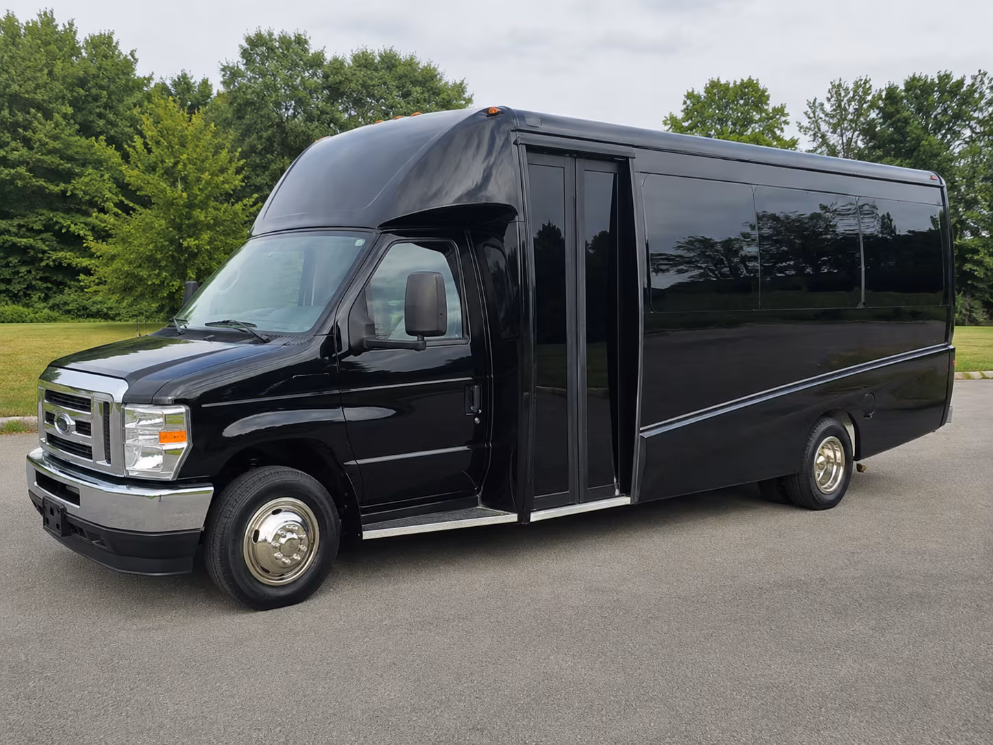 book a danbury prom bus early fairfield county prom season fills fast