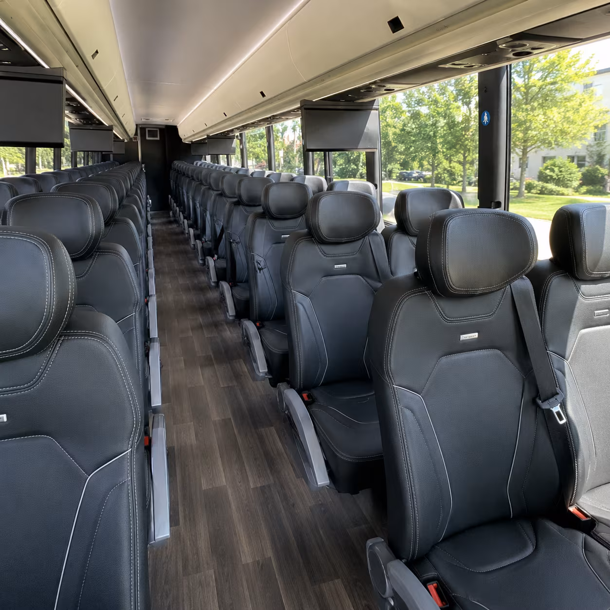 charter bus service from danbury to boston providence and cape cod
