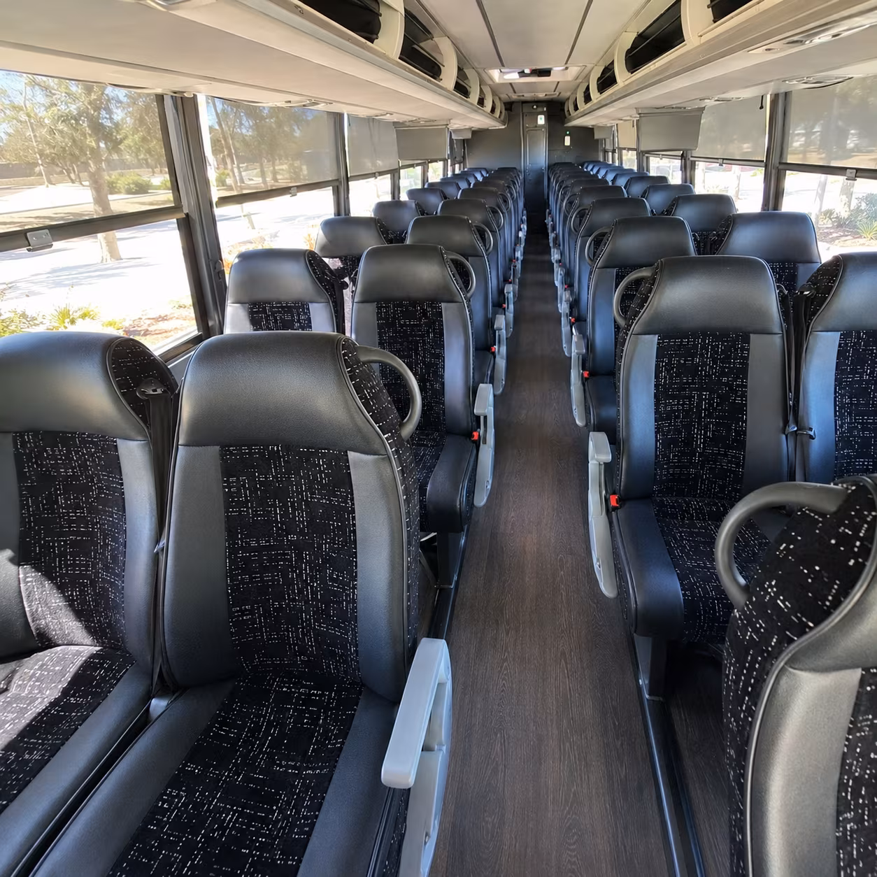 charter buses for connecticut science and history field trips