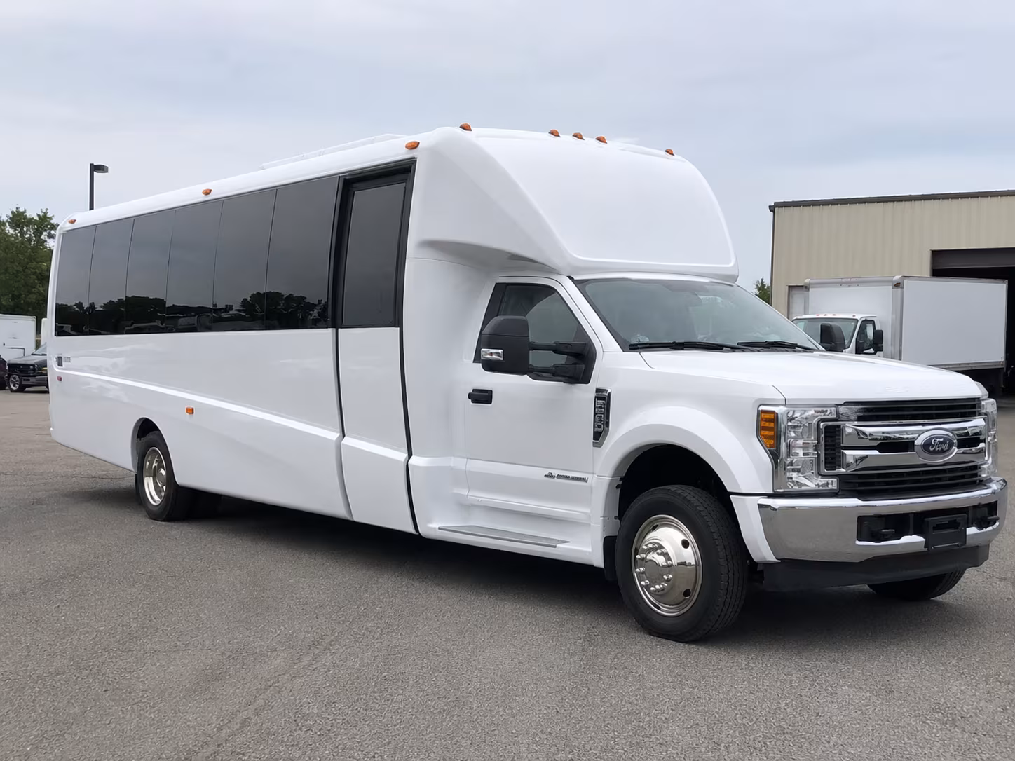charter buses for museum and nature center field trips in danbury