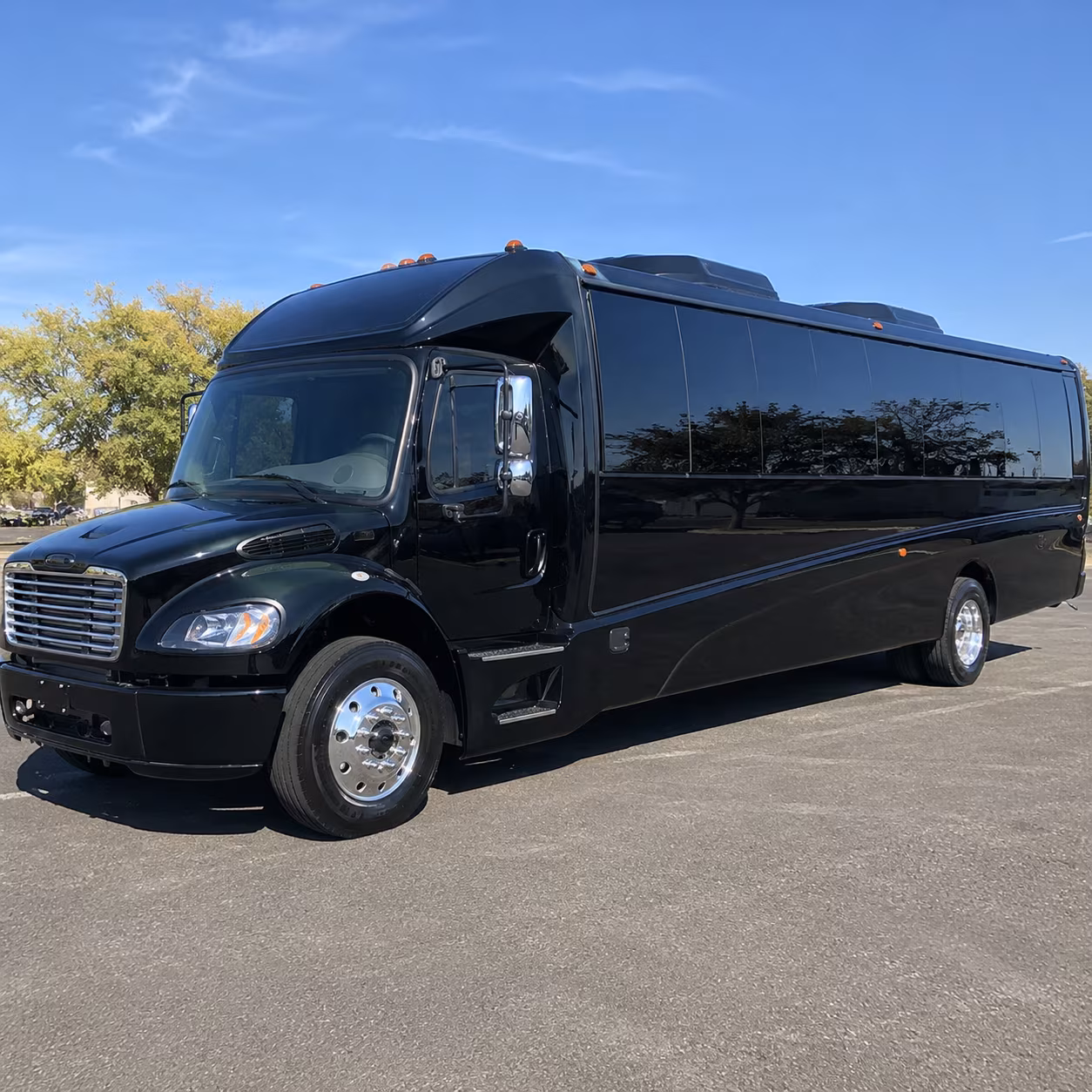 danbury 18 passenger minibus