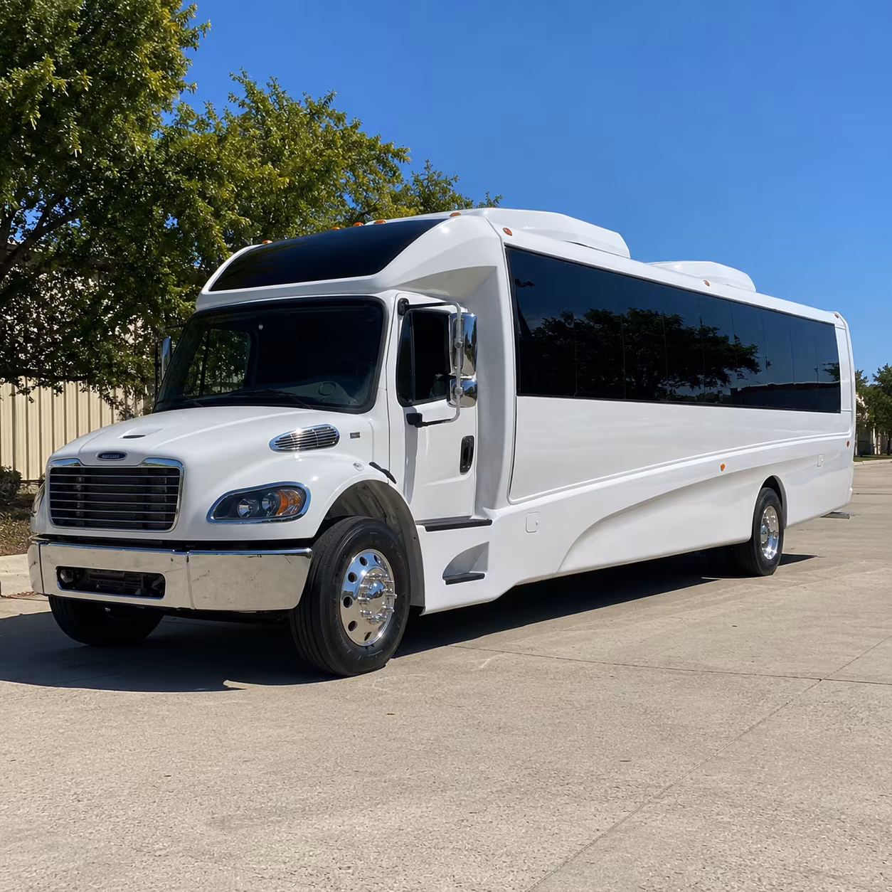 danbury 35 passenger minibus