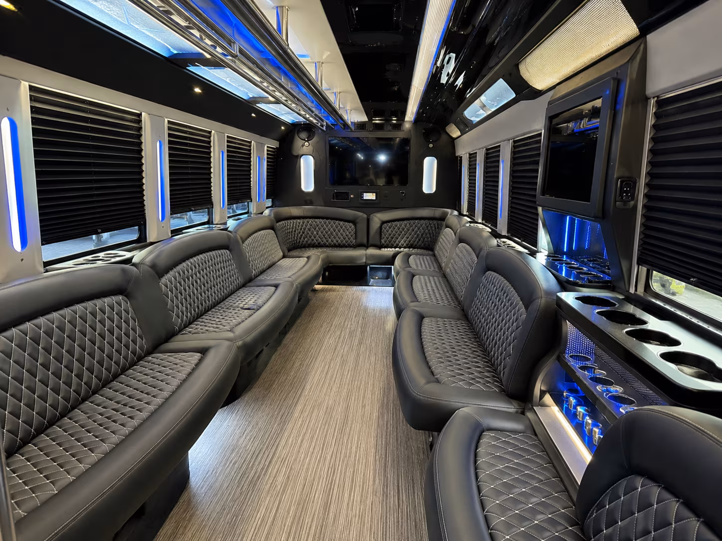 foxwoods resort casino mohegan sun party bus rental