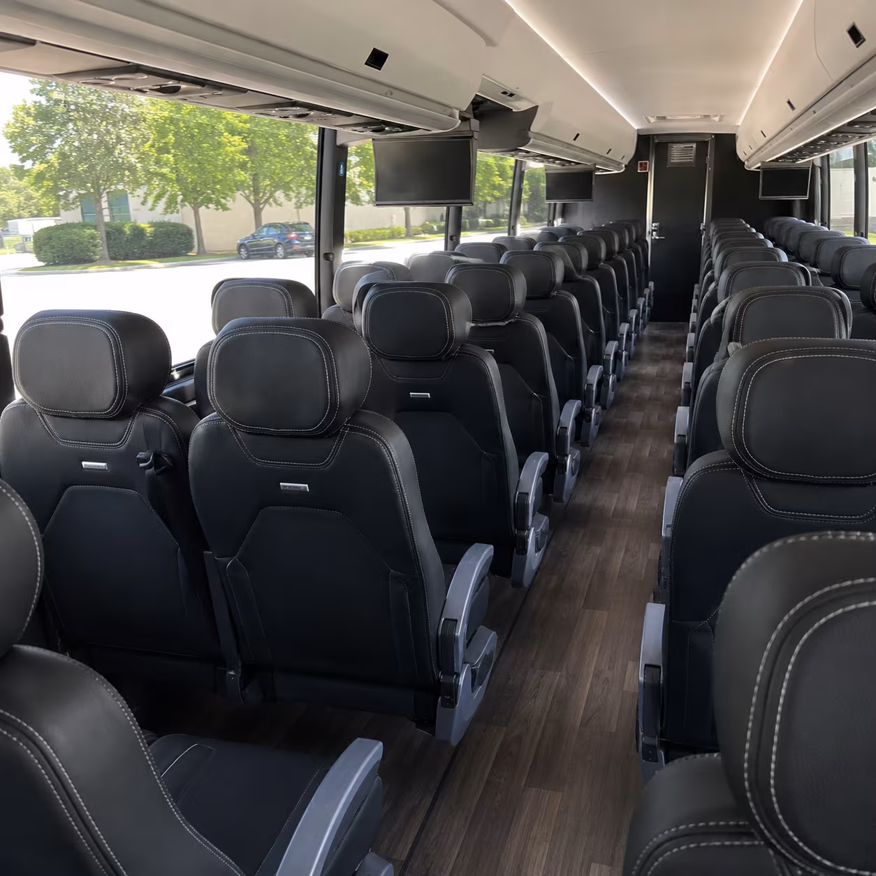long distance bus trips from danbury to regional casinos and entertainment destinations